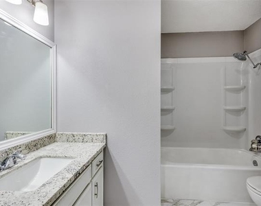 3800 Van Deman Drive - Photo Thumbnail 14