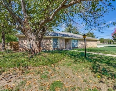 3800 Van Deman Drive - Photo Thumbnail 1
