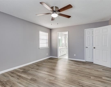 3800 Van Deman Drive - Photo Thumbnail 10