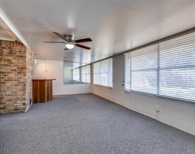 3800 Van Deman Drive - Photo Thumbnail 15