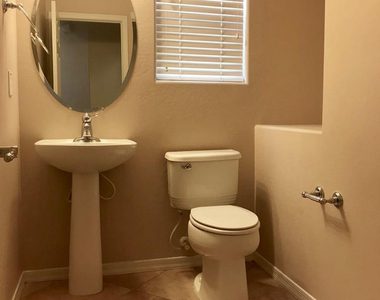 29346 N 22nd Avenue - Photo Thumbnail 7
