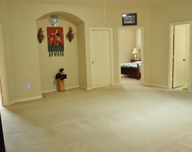 1312 Valley Vista Drive - Photo Thumbnail 19