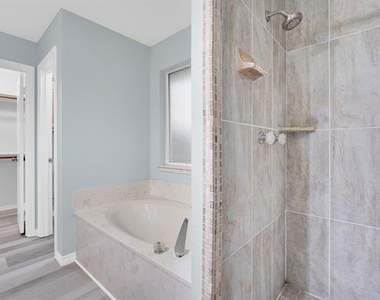 209 Alesha Road - Photo Thumbnail 12
