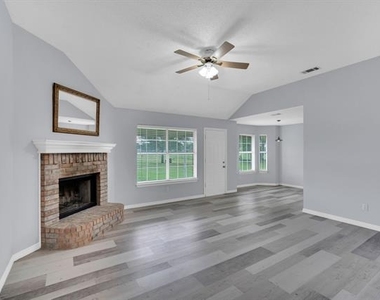 209 Alesha Road - Photo Thumbnail 5
