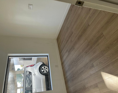 5908 W Myrtle Avenue - Photo Thumbnail 18