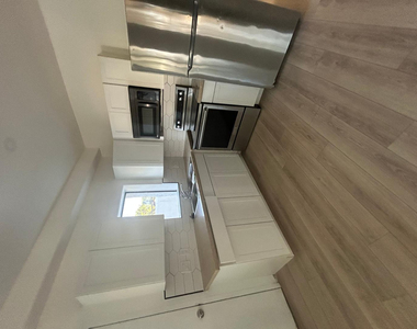 5908 W Myrtle Avenue - Photo Thumbnail 14