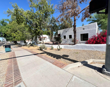 5908 W Myrtle Avenue - Photo Thumbnail 2