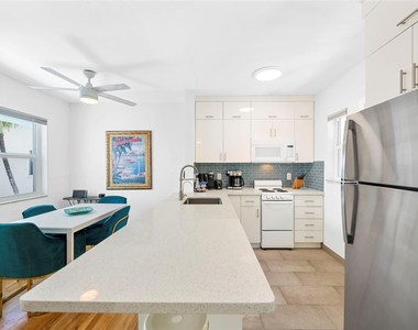 3015 Seville Street - Photo Thumbnail 8