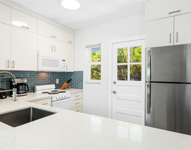 3015 Seville Street - Photo Thumbnail 11