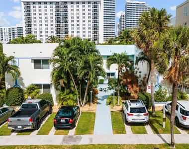 3015 Seville Street - Photo Thumbnail 28