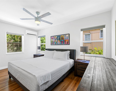 3015 Seville Street - Photo Thumbnail 16