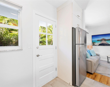 3015 Seville Street - Photo Thumbnail 12