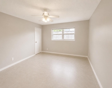 1794 Juno Road - Photo Thumbnail 7