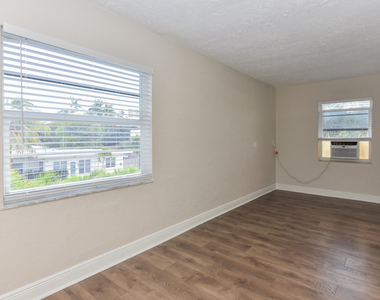 605 N Federal Highway - Photo Thumbnail 5
