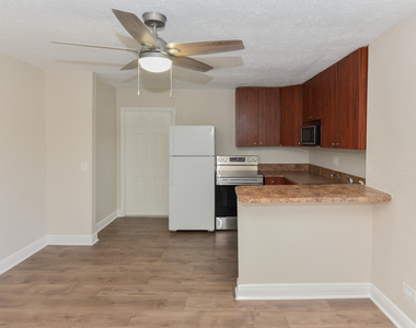 605 N Federal Highway - Photo Thumbnail 1