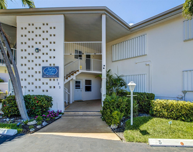 999 N Riverside Drive - Photo Thumbnail 1