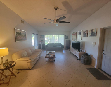 13851 Oneida Drive - Photo Thumbnail 7