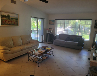 13851 Oneida Drive - Photo Thumbnail 3