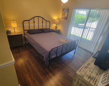 13851 Oneida Drive - Photo Thumbnail 17