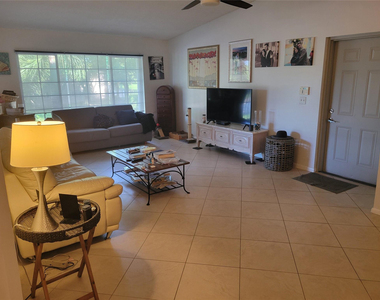 13851 Oneida Drive - Photo Thumbnail 6