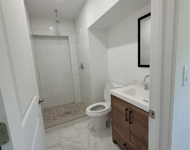 6041 Sw 17th Street - Photo Thumbnail 13