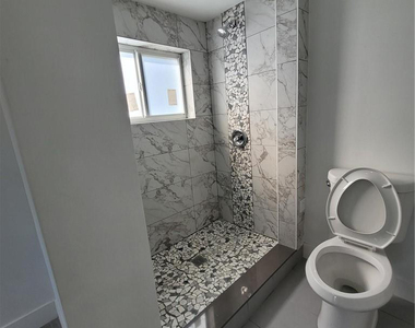 6041 Sw 17th Street - Photo Thumbnail 7