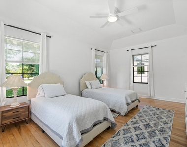 210 S Lake Drive - Photo Thumbnail 30