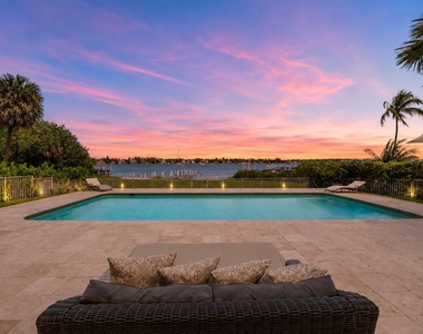 210 S Lake Drive - Photo Thumbnail 47