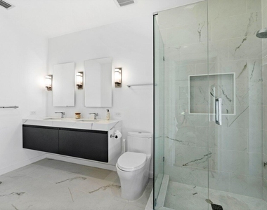 210 S Lake Drive - Photo Thumbnail 21