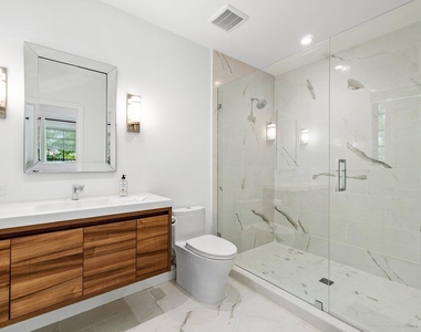 210 S Lake Drive - Photo Thumbnail 31