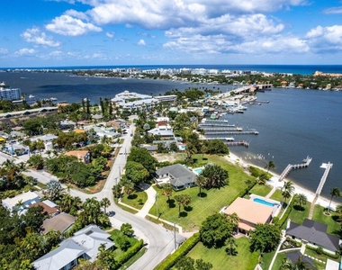 210 S Lake Drive - Photo Thumbnail 44