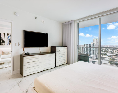 55 Se 6th Street - Photo Thumbnail 16