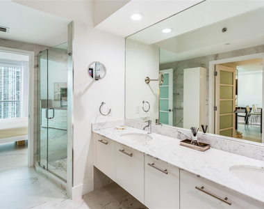 55 Se 6th Street - Photo Thumbnail 22