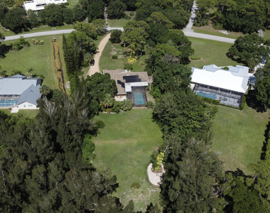 1974 Sw Saint Andrews Drive - Photo Thumbnail 36