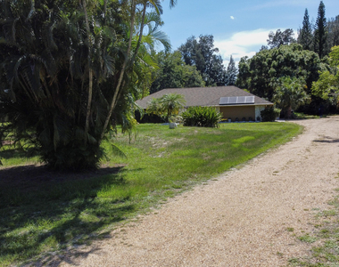 1974 Sw Saint Andrews Drive - Photo Thumbnail 1