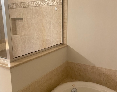 906 Mariner Bay Boulevard - Photo Thumbnail 22