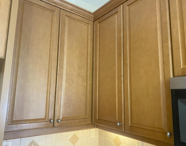 906 Mariner Bay Boulevard - Photo Thumbnail 9