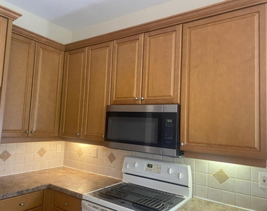 906 Mariner Bay Boulevard - Photo Thumbnail 7