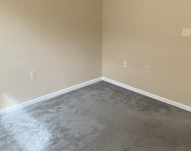 906 Mariner Bay Boulevard - Photo Thumbnail 28