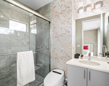 8233 Crystal Downs Avenue - Photo Thumbnail 46