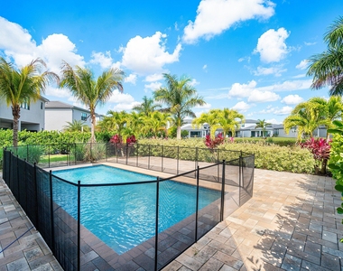 8233 Crystal Downs Avenue - Photo Thumbnail 49