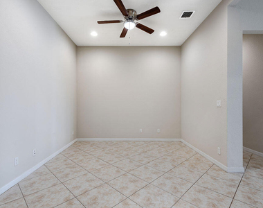 3425 Siena Circle - Photo Thumbnail 9