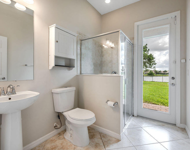 3425 Siena Circle - Photo Thumbnail 24