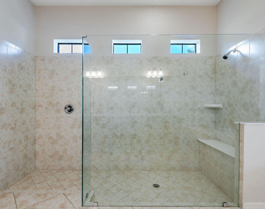 3425 Siena Circle - Photo Thumbnail 21