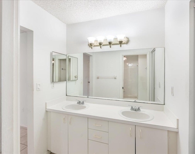 10129 W Atlantic Boulevard - Photo Thumbnail 15