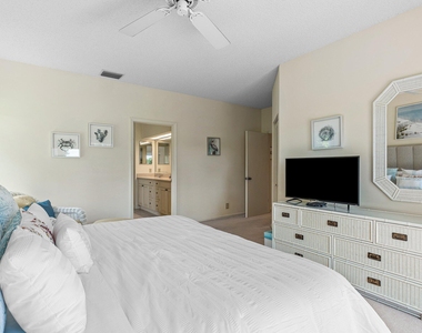 2584 Muirfield Court - Photo Thumbnail 28