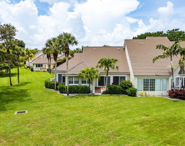 2584 Muirfield Court - Photo Thumbnail 44