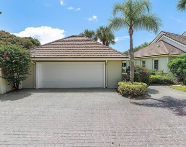 2584 Muirfield Court - Photo Thumbnail 1