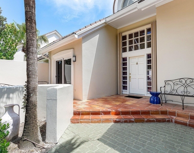 2584 Muirfield Court - Photo Thumbnail 7