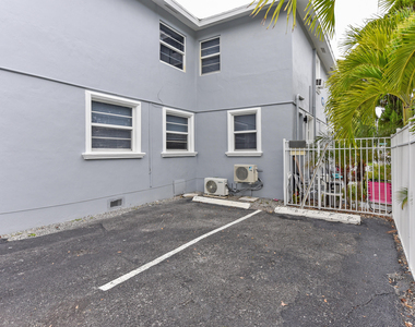 605 N Federal Highway - Photo Thumbnail 13
